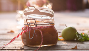 Chutney med chili, äpple och apelsin